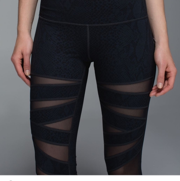 LULULEMON python high times tech mesh legging 6 - Picture 8 of 8